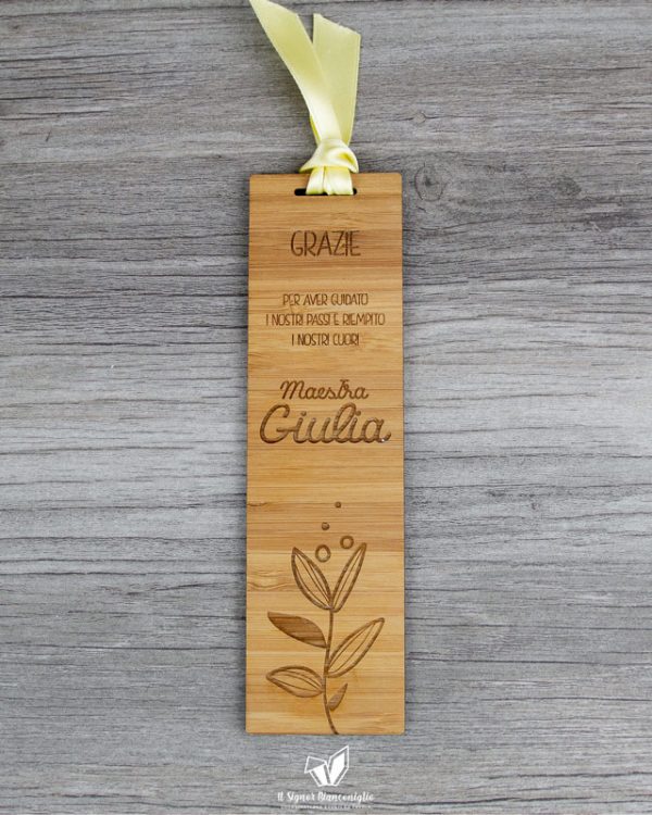 Il Signor Bianconiglio |  Idee Regalo Segnalibro personalizzato in legno con fiore per maestra