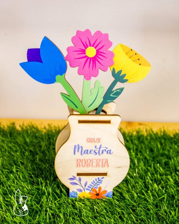 Il Signor Bianconiglio |  Idee Regalo Vasetto di fiori in legno per Maestra con nome